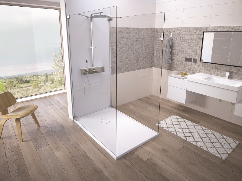 Pietra de Kinedo, la gamme texturée de receveurs de douche et panneaux muraux