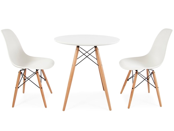 Table d'appoint Eames et 2 chaises