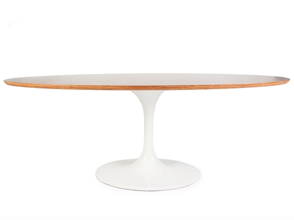 Table ovale Tulip Saarinen